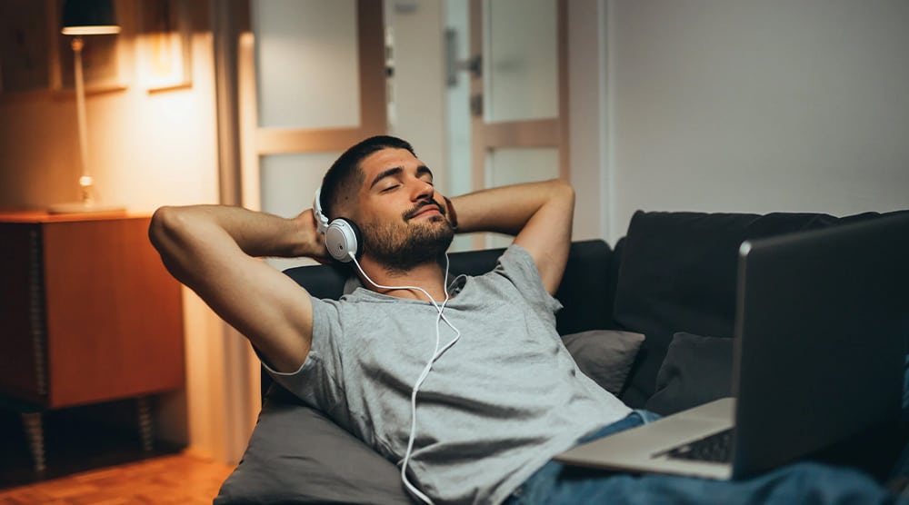 احساس خوشبختی با موسیقی شفابخش بیکلام