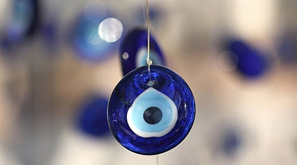 3 راهکار قطعی برای محافظت از خود در برابر چشم خوردن و حسادت