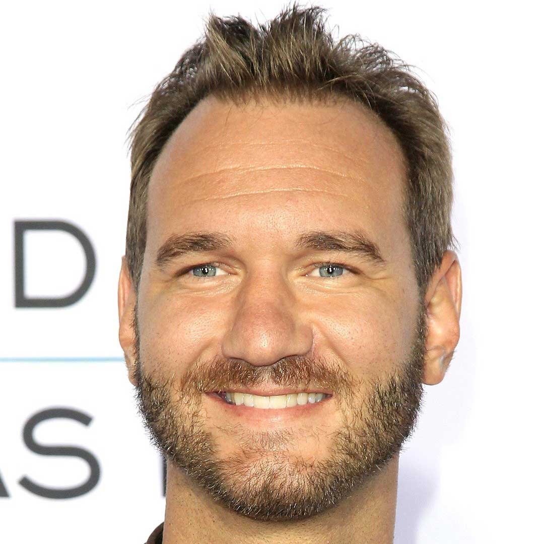 زندگینامه نیک وی آچیچ؛ از محدودیت به الهامبخشی برای میلیونها نفر