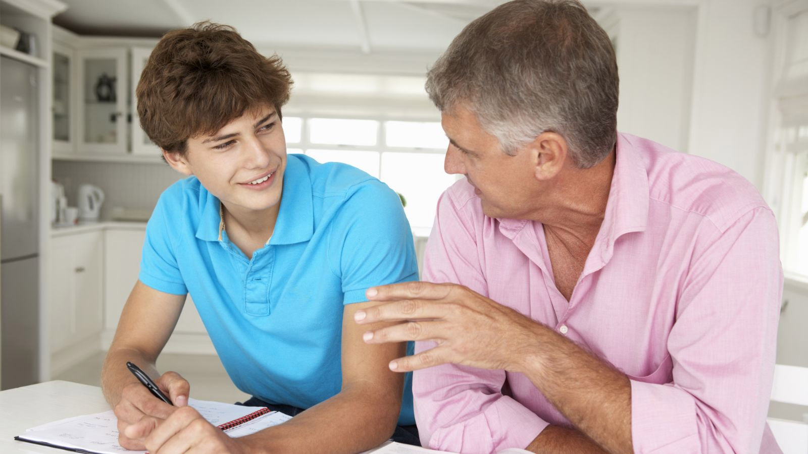 راهنمای جامع تربیت نوجوان؛فرزندپروری آگاهانه در دنیای امروز